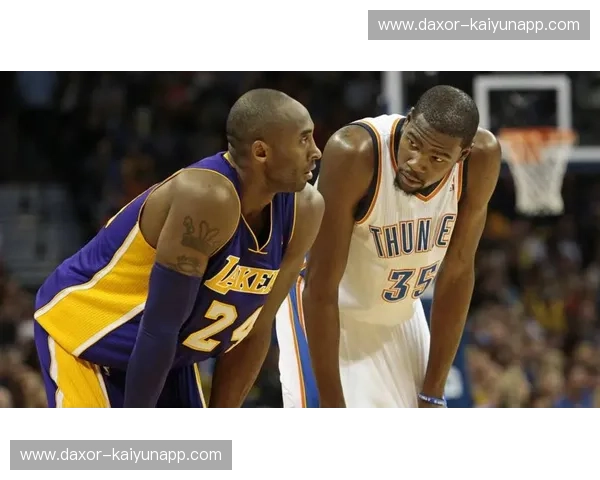 黑曼巴的午夜咆哮：科比布莱恩特对阵亚特兰大老鹰的史诗之夜